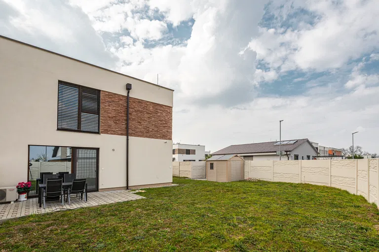 Súmračná, Rovinka - Senec | Predaj, Rodinný dom, 4-izbový, 133 m²