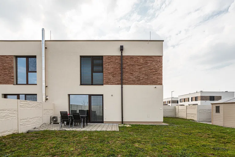 Súmračná, Rovinka - Senec | Predaj, Rodinný dom, 4-izbový, 133 m²