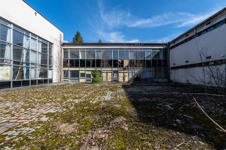 Štefánikova, Púchov - Púchov | Predaj, Administratívna budova, 6 805 m²