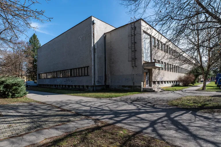 Štefánikova, Púchov - Púchov | Sale, Retail space, 6 805 m²