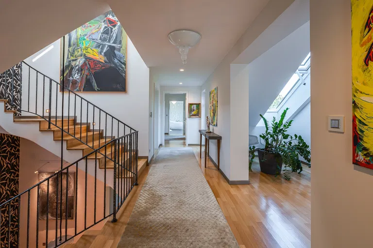 Hlboká cesta, Staré Mesto - Bratislava I | Sale, House, Six-bedroom (7+1), 855 m²