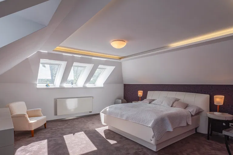 Hlboká cesta, Staré Mesto - Bratislava I | Sale, House, Six-bedroom (7+1), 855 m²