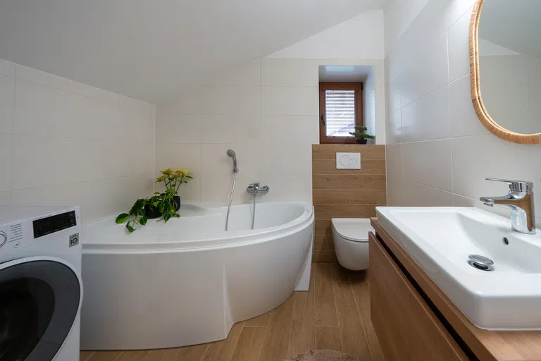 Bystra, Horná Lehota - Brezno | Sale, Apartment, Two-bedroom (3+kk), 75 m²