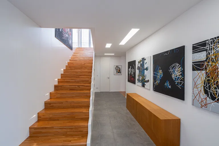 Jozefa Mikisitsa, Jarovce - Bratislava V | Predaj, Rodinný dom, 5-izbový, 399 m²