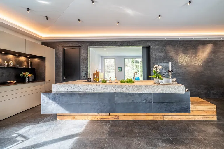 Nemecko, Bavorsko - Rosenheim | Predaj, Rodinný dom, 4-izbový, 334 m²