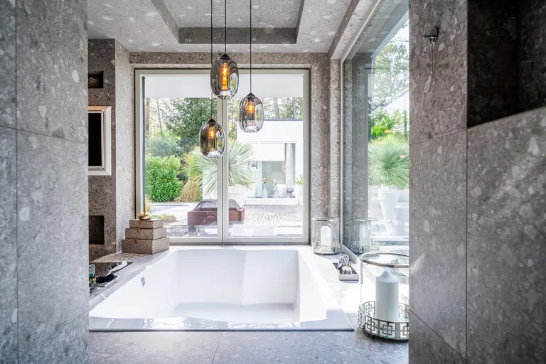 Nemecko, Bavorsko - Rosenheim | Predaj, Rodinný dom, 4-izbový, 334 m²