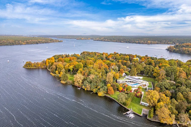 Nemecko, Braniborsko - Berlín | Predaj, Rodinný dom, 10-izbový, 2 524 m²