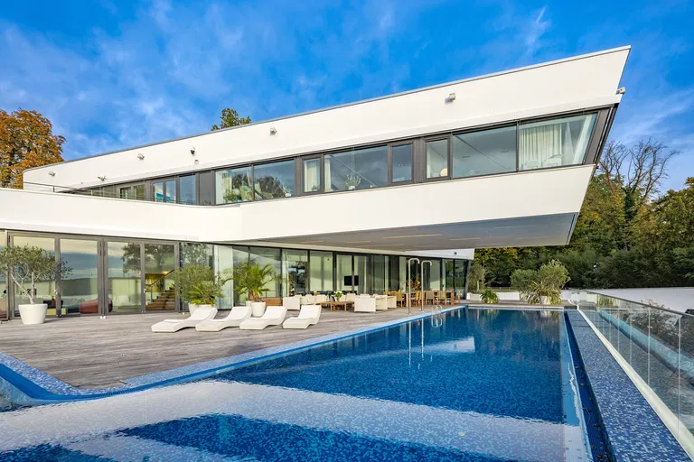 Nemecko, Braniborsko - Berlín | Predaj, Rodinný dom, 10-izbový, 2 524 m²