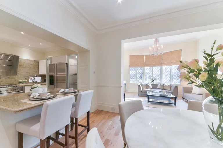 United Kingdom, London - Royal Borough of Kensington and Chelsea | Sale, Apartment, Three-bedroom (4+1), 156 m²