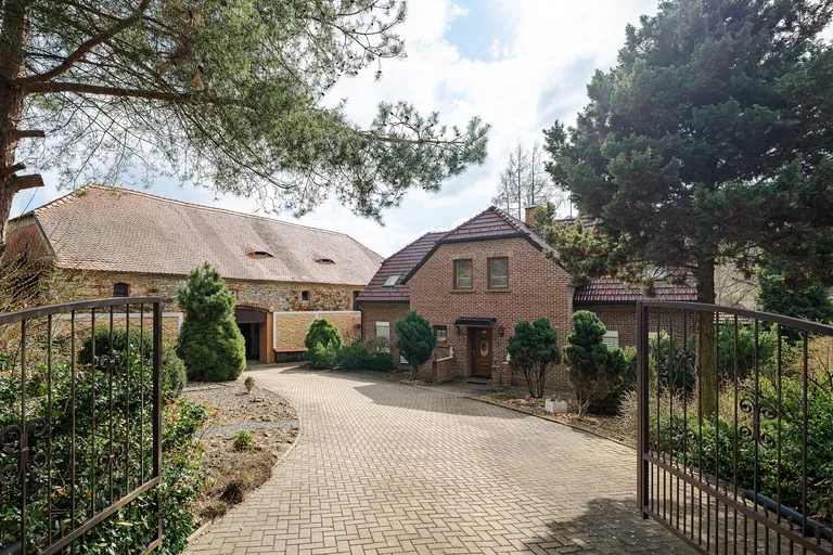 Milešov, Velemín - Litoměřice | Sale, House, Five-bedroom (6+kk), 256 m²
