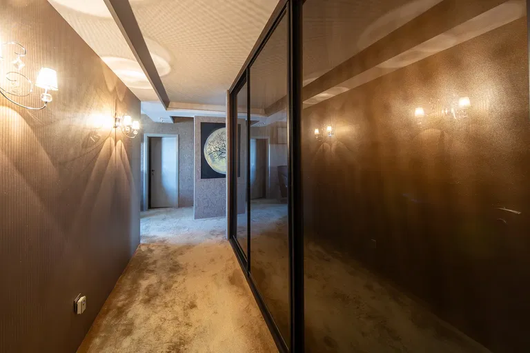 Ota Holúska, Záhorská Bystrica - Bratislava IV | Predaj, Byt, 3-izbový, 112 m²