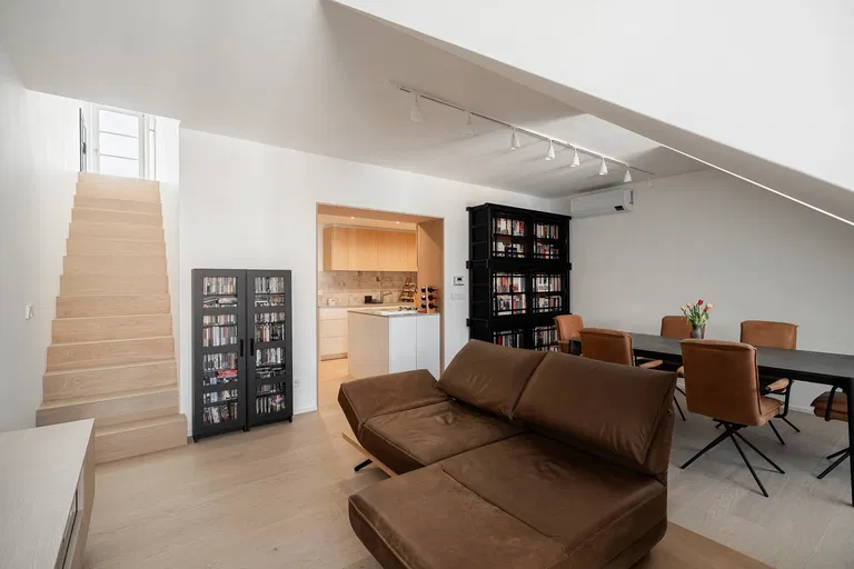 Podskalská, Nové Město - Prague 2 | Sale, Apartment, Two-bedroom (3+kk), 147 m²