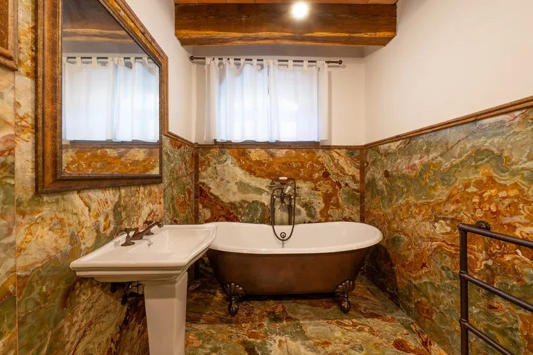 Kameňolom, Devín - Bratislava IV | Sale, House, Four-bedroom (5+1), 506 m²