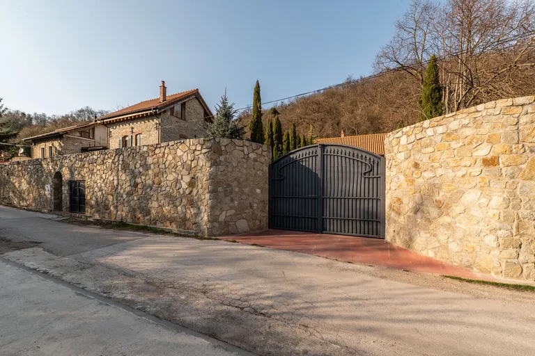 Kameňolom, Devín - Bratislava IV | Sale, House, Four-bedroom (5+1), 506 m²