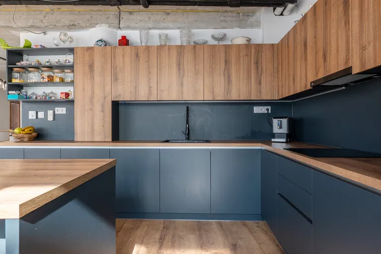 Cintorínska, Staré Mesto - Bratislava I | Sale, Apartment, Three-bedroom (4+kk), 173 m²