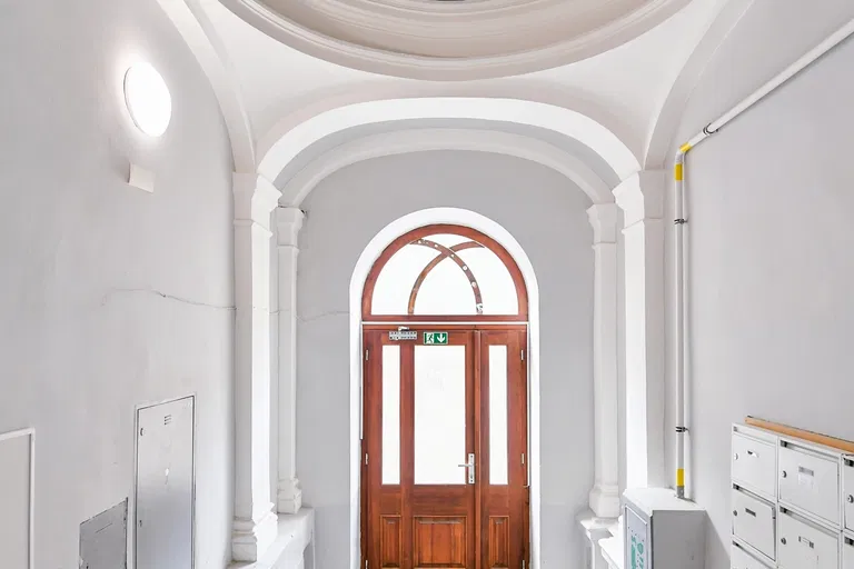 Vřídelní, Karlovy Vary - Karlovy Vary | Sale, Apartment, Two-bedroom (3+kk), 66 m²
