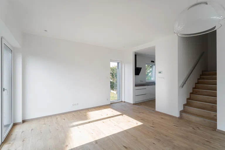 Pražská, Chýně - Praha-západ | Sale, House, Three-bedroom (4+kk), 103 m²