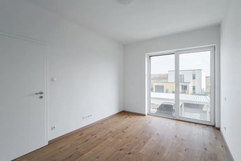 Pražská, Chýně - Praha-západ | Sale, House, Three-bedroom (4+kk), 103 m²