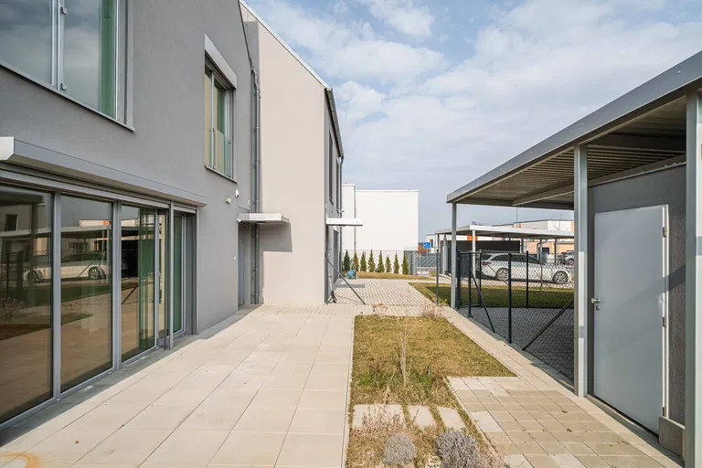 Pražská, Chýně - Praha-západ | Sale, House, Three-bedroom (4+kk), 103 m²