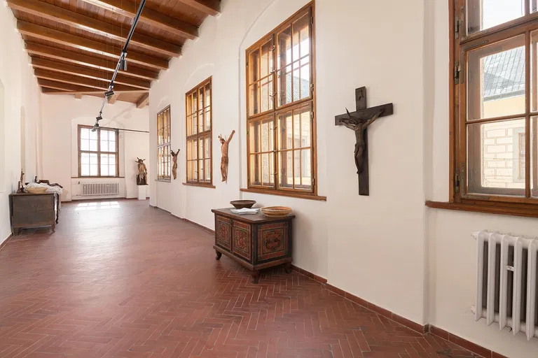 Náměstí, Velké Meziříčí - Žďár nad Sázavou | Sale, Office building, 1868 m²