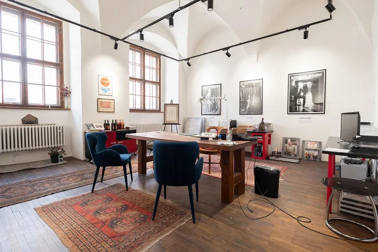Náměstí, Velké Meziříčí - Žďár nad Sázavou | Sale, Office building, 1868 m²