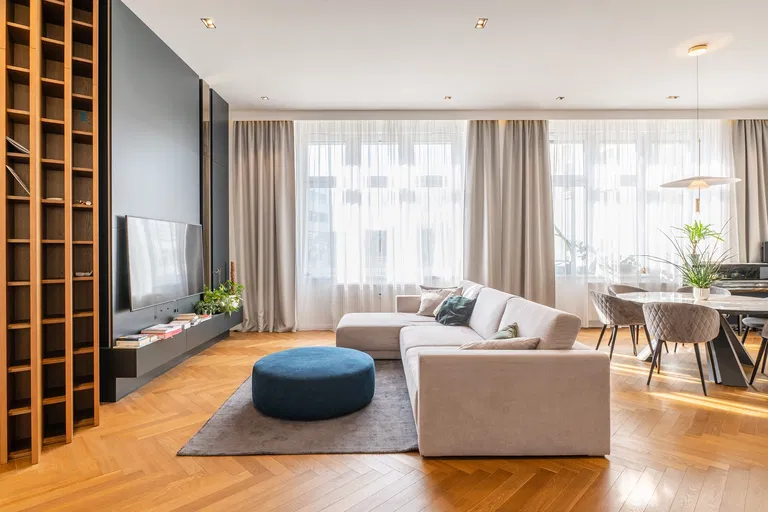 Paulínyho, Staré Mesto - Bratislava I | Sale, Apartment, Two-bedroom (3+kk), 150 m²