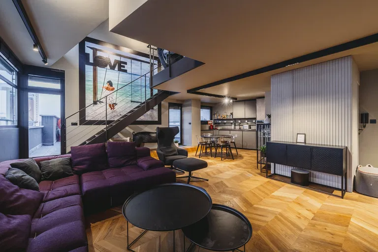 Zadunajská cesta, Petržalka - Bratislava V | Sale, Apartment, One-bedroom (2+kk), 136 m²
