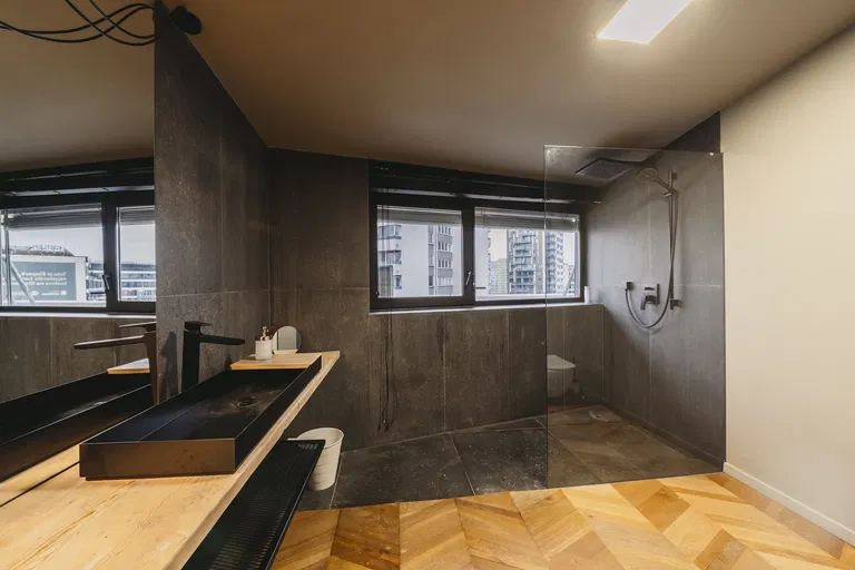 Zadunajská cesta, Petržalka - Bratislava V | Sale, Apartment, One-bedroom (2+kk), 136 m²