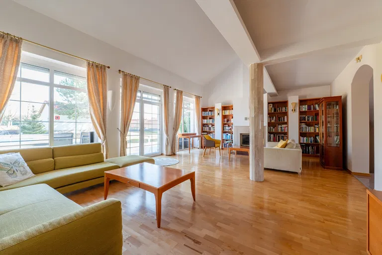 Pezinská, Senec - Senec | Sale, House, Five-bedroom (6+1), 386 m²