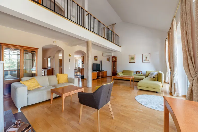 Pezinská, Senec - Senec | Sale, House, Five-bedroom (6+1), 386 m²