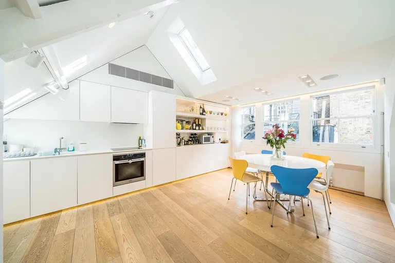 United Kingdom, London - City of Westminster | Sale, House, Three-bedroom (4+kk), 141 m²