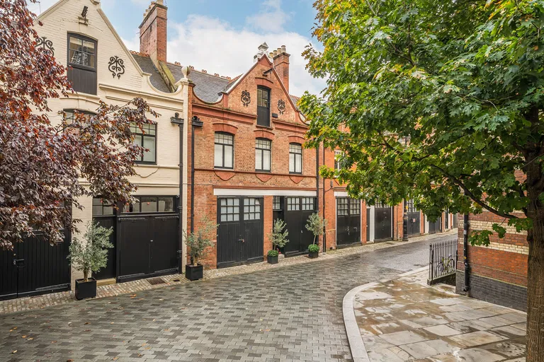 United Kingdom, London - City of Westminster | Sale, House, Three-bedroom (4+kk), 141 m²