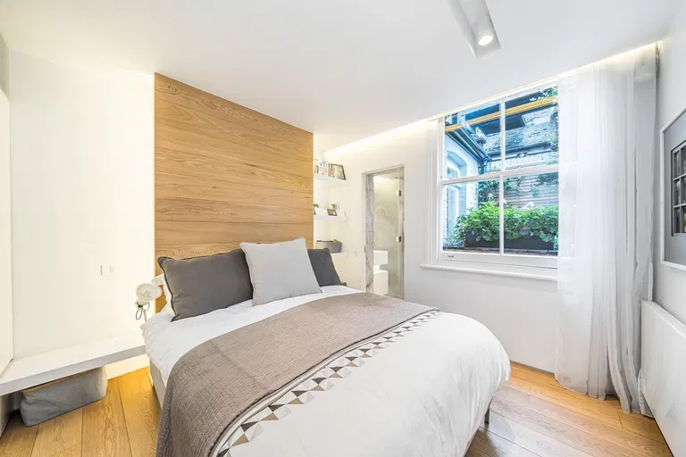 United Kingdom, London - City of Westminster | Sale, House, Three-bedroom (4+kk), 141 m²
