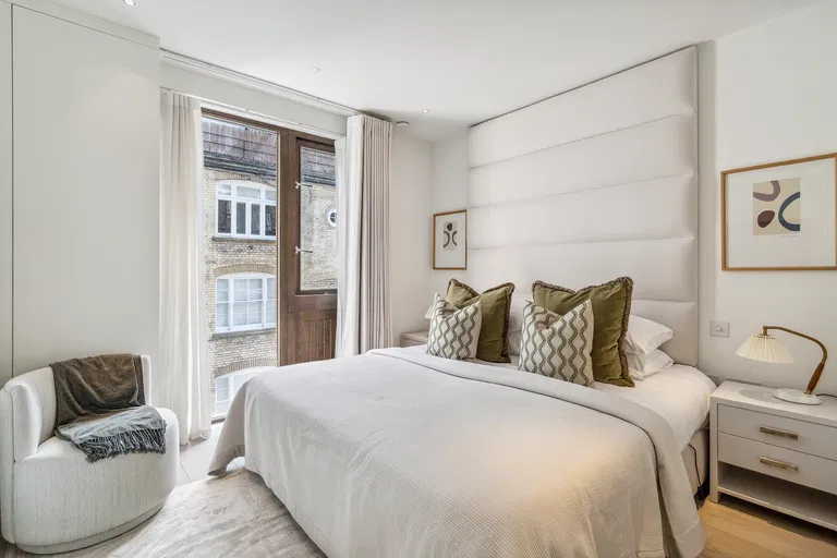 United Kingdom, London - City of Westminster | Sale, House, Four-bedroom (5+kk), 216 m²