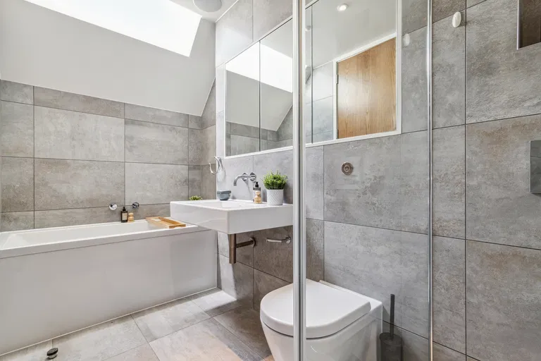 United Kingdom, London - City of Westminster | Sale, House, Four-bedroom (5+kk), 216 m²