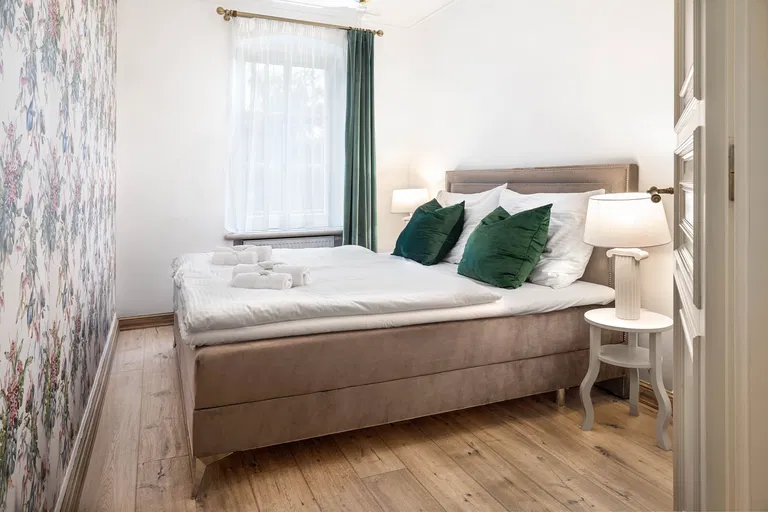 Pražská silnice, Karlovy Vary - Karlovy Vary | Predaj, Hotel, 5-izbový, 160 m²