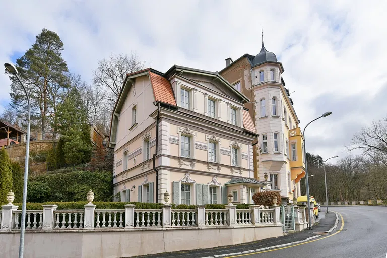 Pražská silnice, Karlovy Vary - Karlovy Vary | Sale, House, Four-bedroom (5+kk), 160 m²