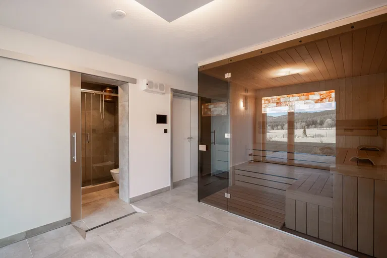 Chlum, Volary - Prachatice | Predaj, Obchodný priestor, 1-izbový, 43 m²