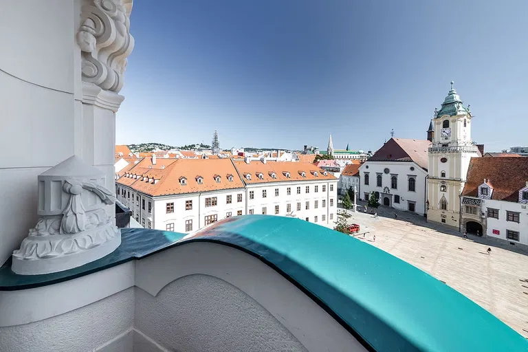 Hlavné námestie, Staré Mesto - Bratislava I | Prenájom, Kancelárie, 167 m²