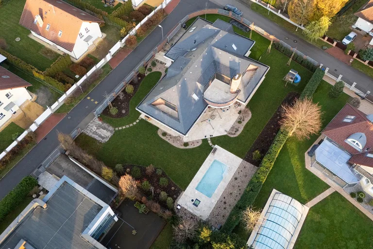 Františka Landovského, Průhonice - Praha-západ | Sale, House, Six-bedroom (7+kk), 570 m²