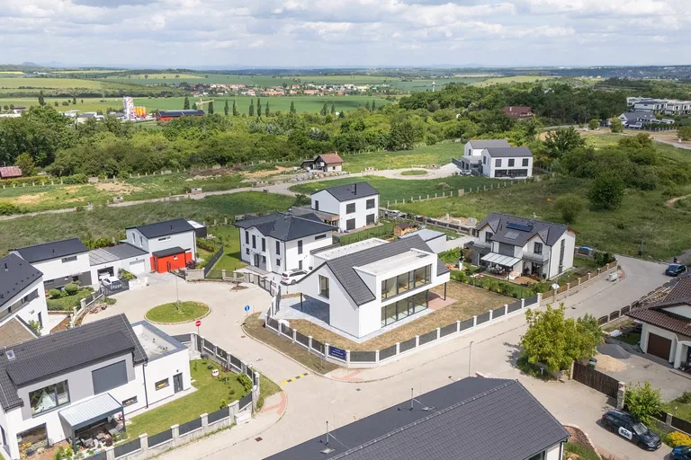 K Menhiru, Horoměřice - Praha-západ | Sale, House, Four-bedroom (5+kk), 226 m²