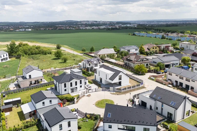 K Menhiru, Horoměřice - Praha-západ | Sale, House, Four-bedroom (5+kk), 226 m²