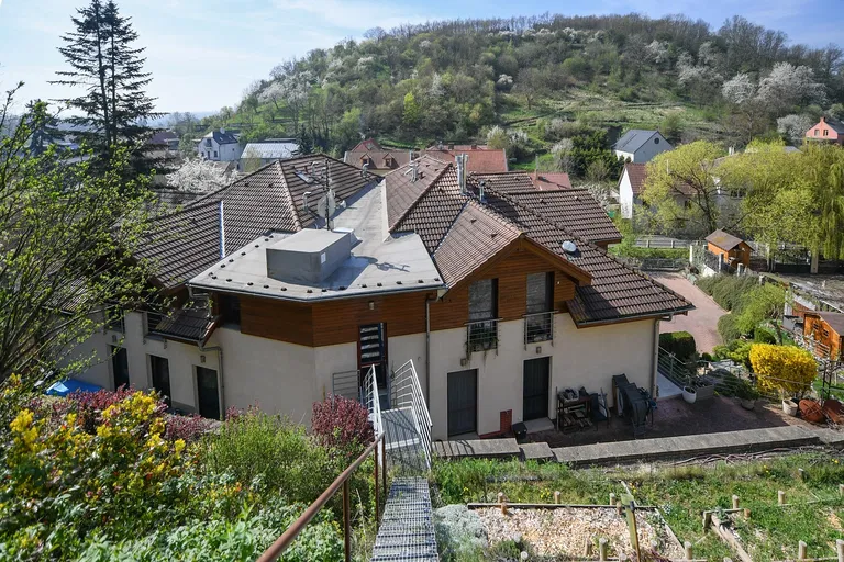 V Podbabě, Dejvice - Prague 6 | Sale, Apartment, Three-bedroom (4+kk), 102 m²
