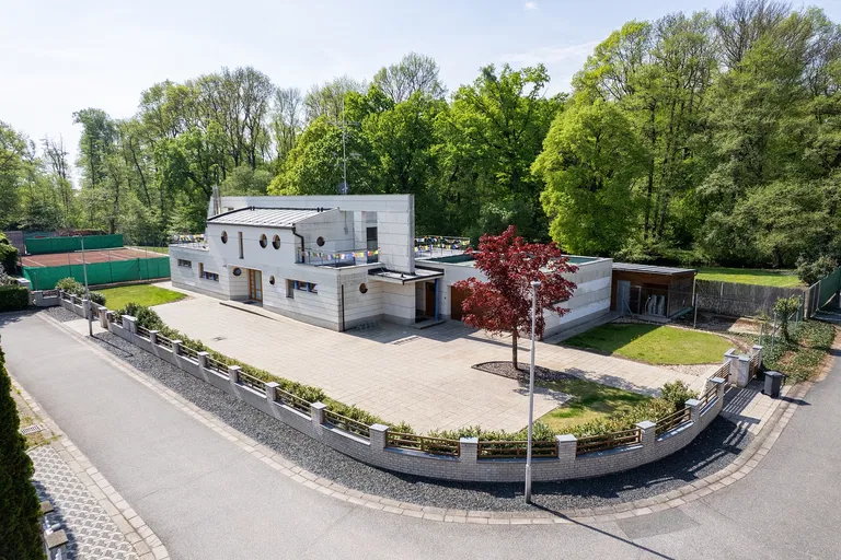 Fibichova, Břeclav - Břeclav | Predaj, Rodinný dom, 6-izbový, 398 m²