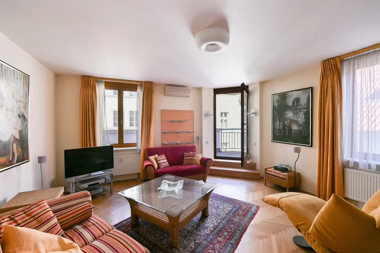 Vlašská, Malá Strana - Praha 1 | Predaj, Byt, 3-izbový, 118 m²