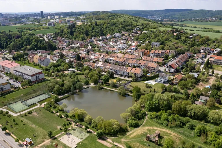 Azurová, Řečkovice - Brno-město | Predaj, Rodinný dom, 6-izbový, 756 m²