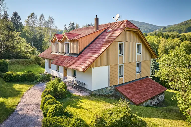 Lesní, Janské Lázně - Trutnov | Sale, House, Nineteen-bedroom (20+kk), 482 m²