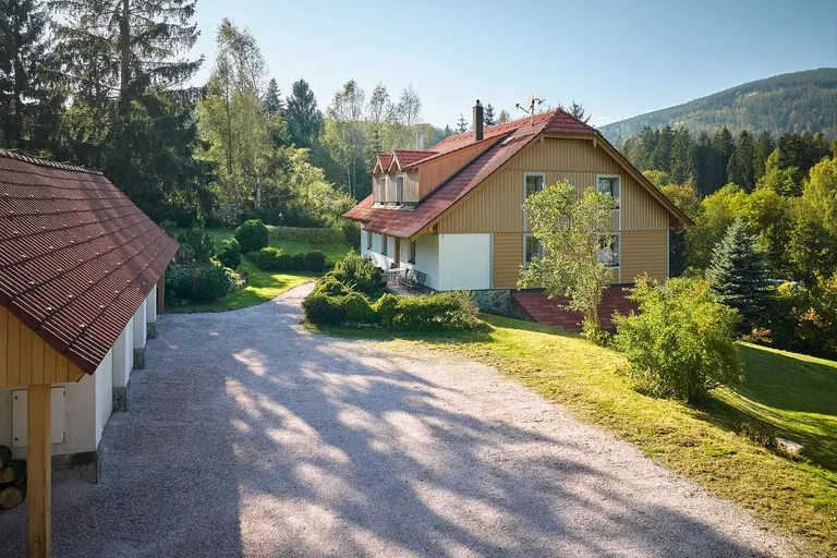 Lesní, Janské Lázně - Trutnov | Sale, House, Nineteen-bedroom (20+kk), 482 m²