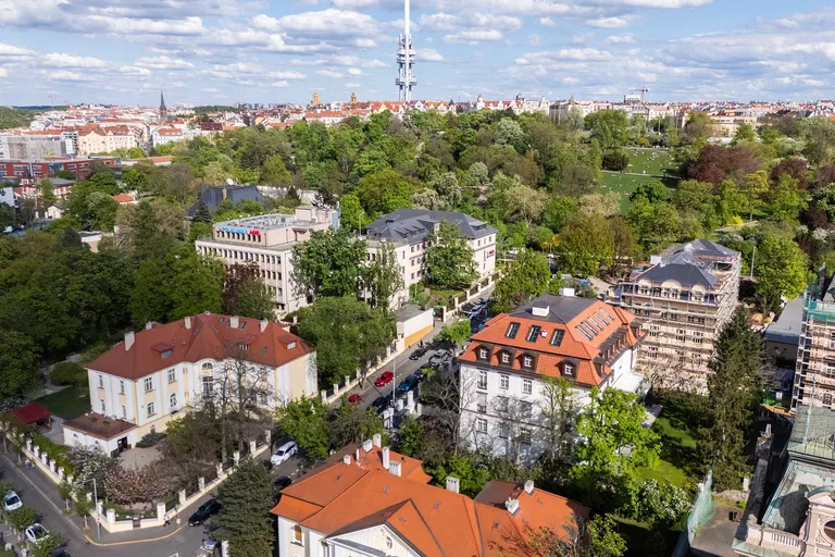 Helénská, Vinohrady - Prague 2 | Sale, Apartment, Three-bedroom (4+kk), 185 m²