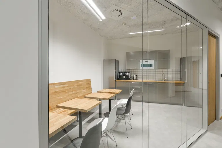 Lomnického, Nusle - Praha 4 | Prenájom, Kancelárie, 36 m²